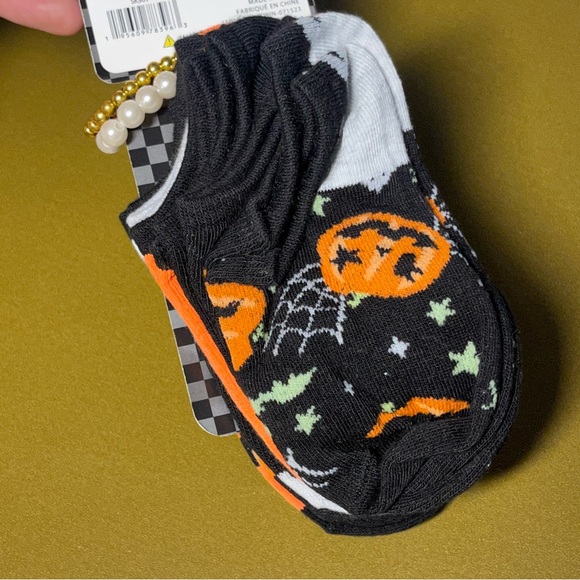 NWT Toddler 2T-4T jumping beans Sock Bundle of 3 Trendy Girls Halloween Variety - Picture 10 of 10